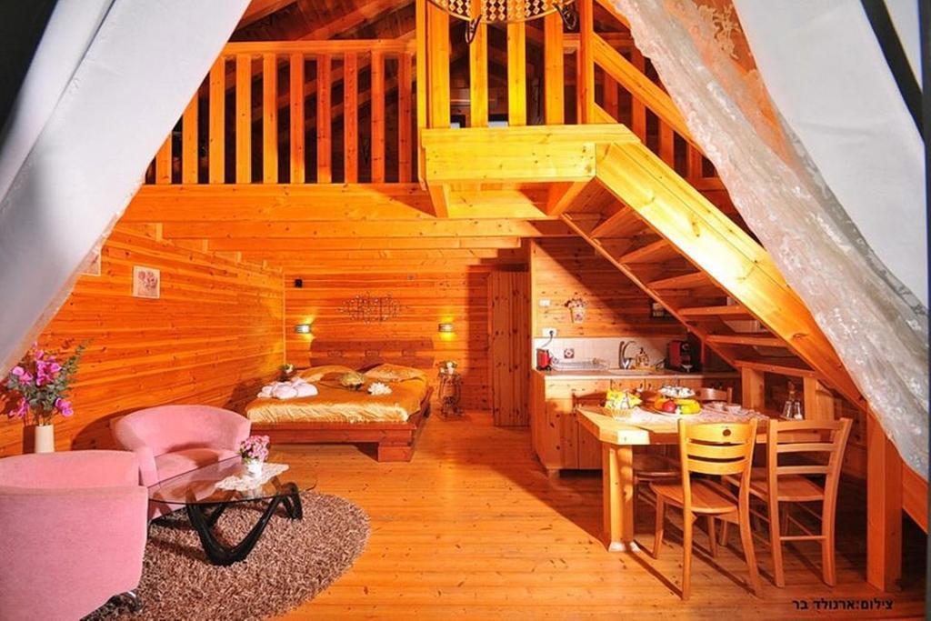 Between Sunrise And Sunset Suites Ya'ara 외부 사진