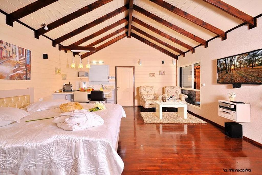 Between Sunrise And Sunset Suites Ya'ara 외부 사진